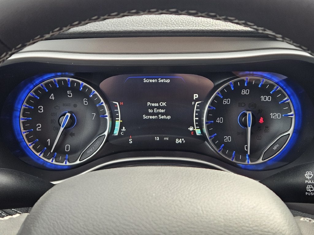 2027 Chrysler Pacifica Select