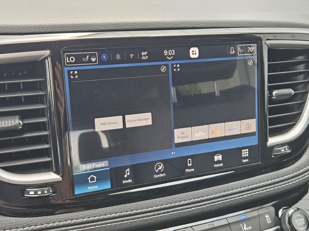 2027 Chrysler Pacifica Select
