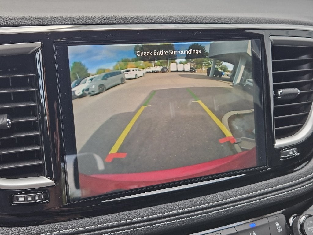 2027 Chrysler Pacifica Select