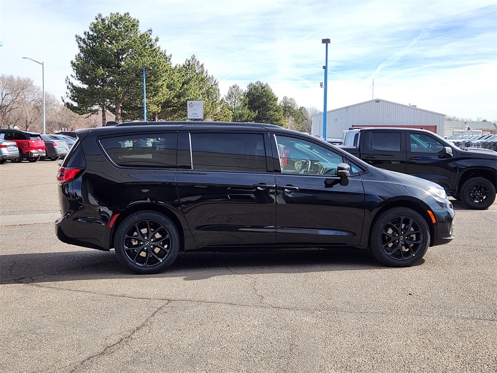 2026 Chrysler Pacifica PACIFICA LIMITED AWD