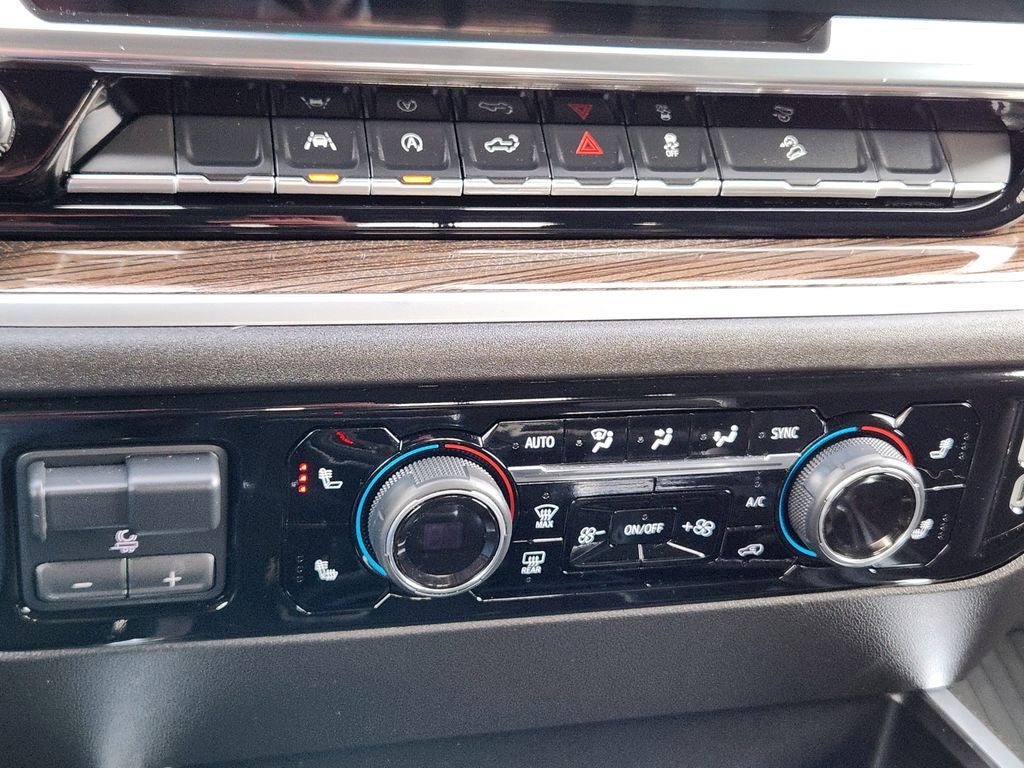 2024 Chevrolet Silverado 1500 4WD Crew Cab Short Bed RST