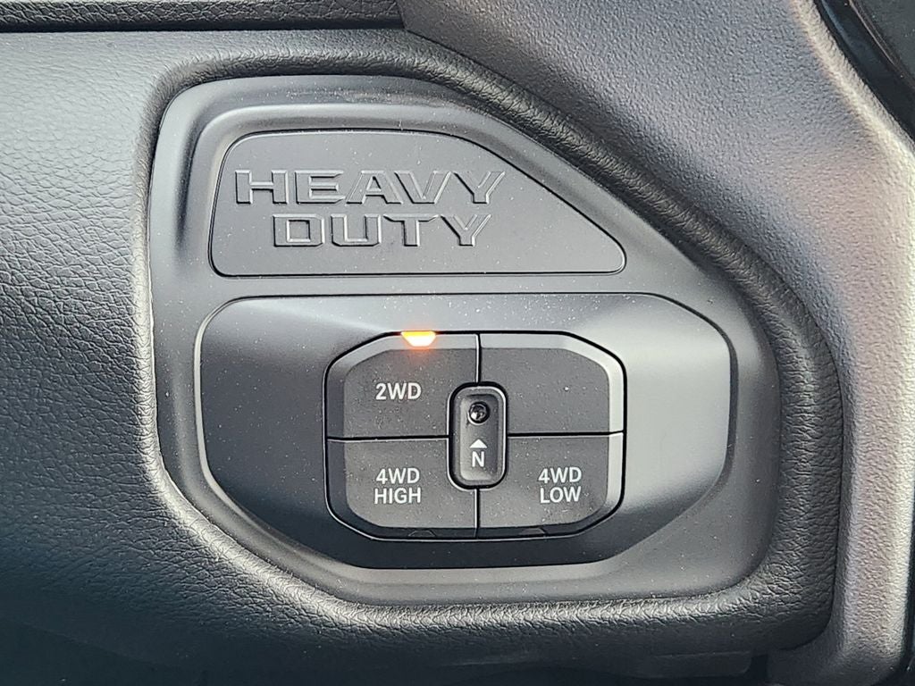 2026 RAM 3500 RAM 3500 BIG HORN CREW CAB 4X4 6'4' BOX