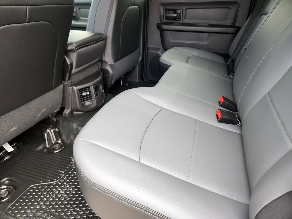 2026 RAM 3500 RAM 3500 TRADESMAN CREW CAB 4X4 8' BOX