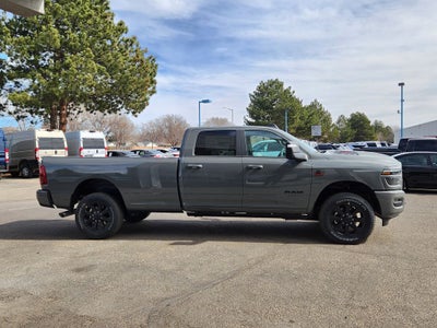 2026 RAM 3500 RAM 3500 LARAMIE CREW CAB 4X4 8' BOX
