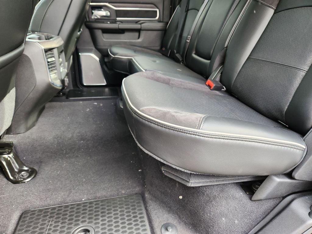 2026 RAM 3500 RAM 3500 LARAMIE CREW CAB 4X4 8' BOX