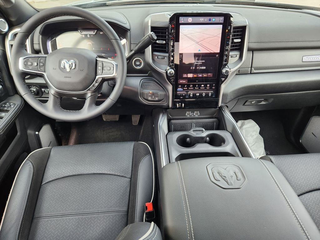 2026 RAM 3500 RAM 3500 LARAMIE CREW CAB 4X4 8' BOX