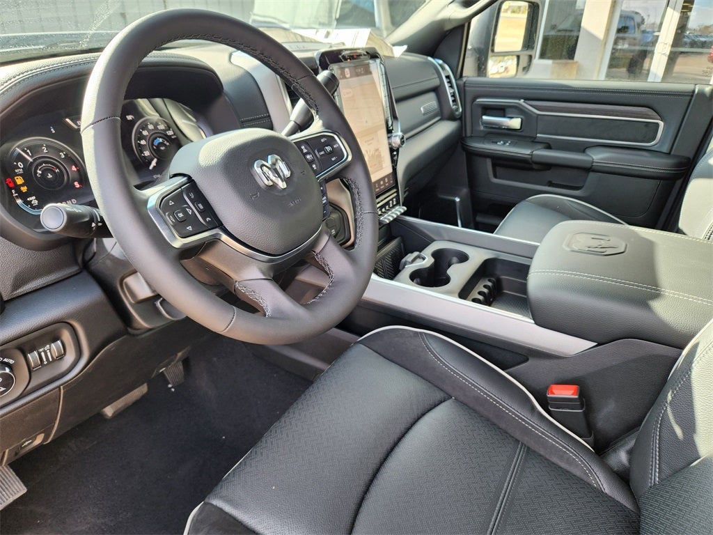 2026 RAM 3500 RAM 3500 LARAMIE CREW CAB 4X4 8' BOX