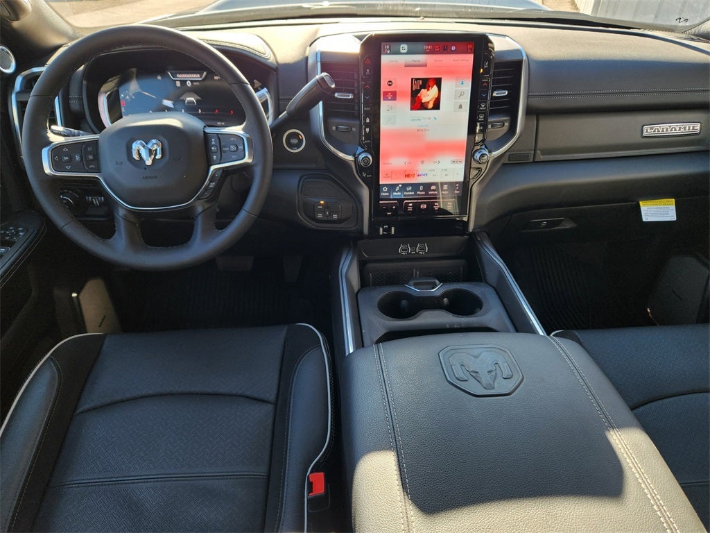 2025 RAM 3500 RAM 3500 LARAMIE CREW CAB 4X4 8' BOX