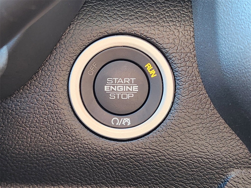 2025 RAM 3500 RAM 3500 LARAMIE CREW CAB 4X4 8' BOX