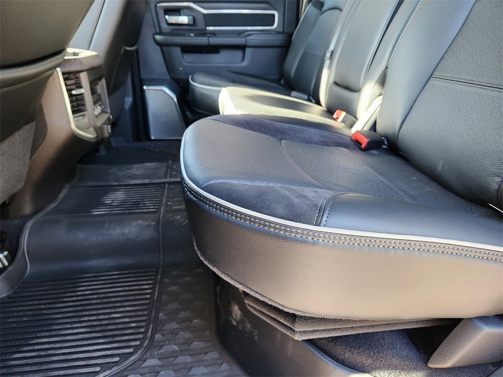 2025 RAM 3500 RAM 3500 LARAMIE CREW CAB 4X4 8' BOX