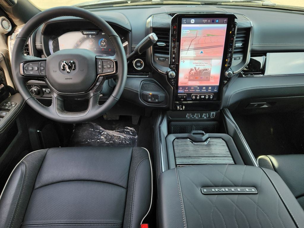 2026 RAM 3500 RAM 3500 LIMITED CREW CAB 4X4 8' BOX