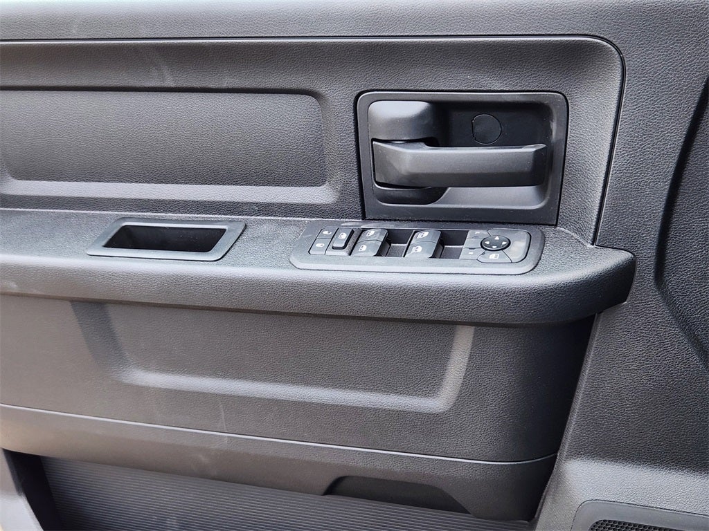 2025 RAM 2500 RAM 2500 TRADESMAN CREW CAB 4X4 6'4' BOX