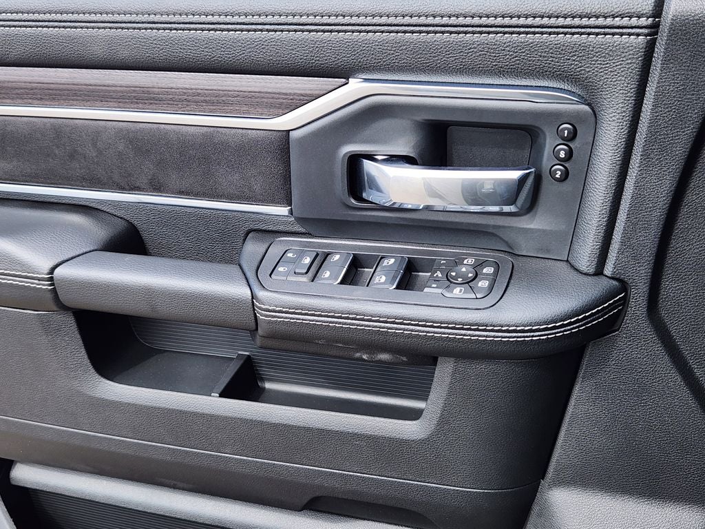 2026 RAM 2500 RAM 2500 LARAMIE MEGA CAB 4X4 6'4' BOX