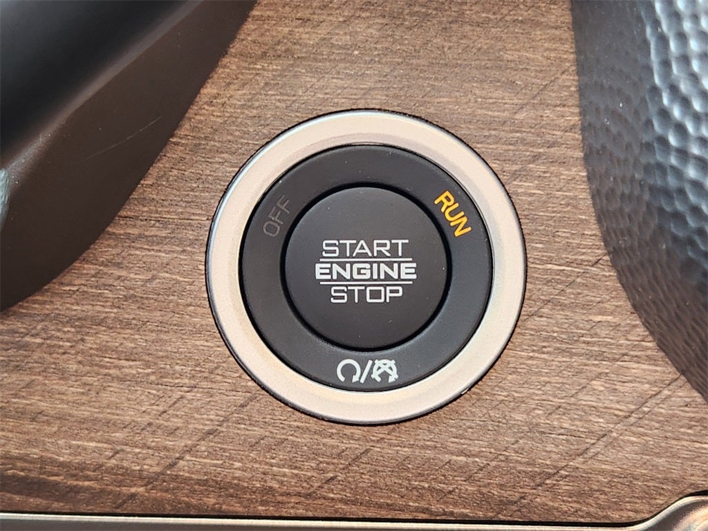 2026 RAM 2500 RAM 2500 LIMITED LONGHORN CREW CAB 4X4 6'4' BOX