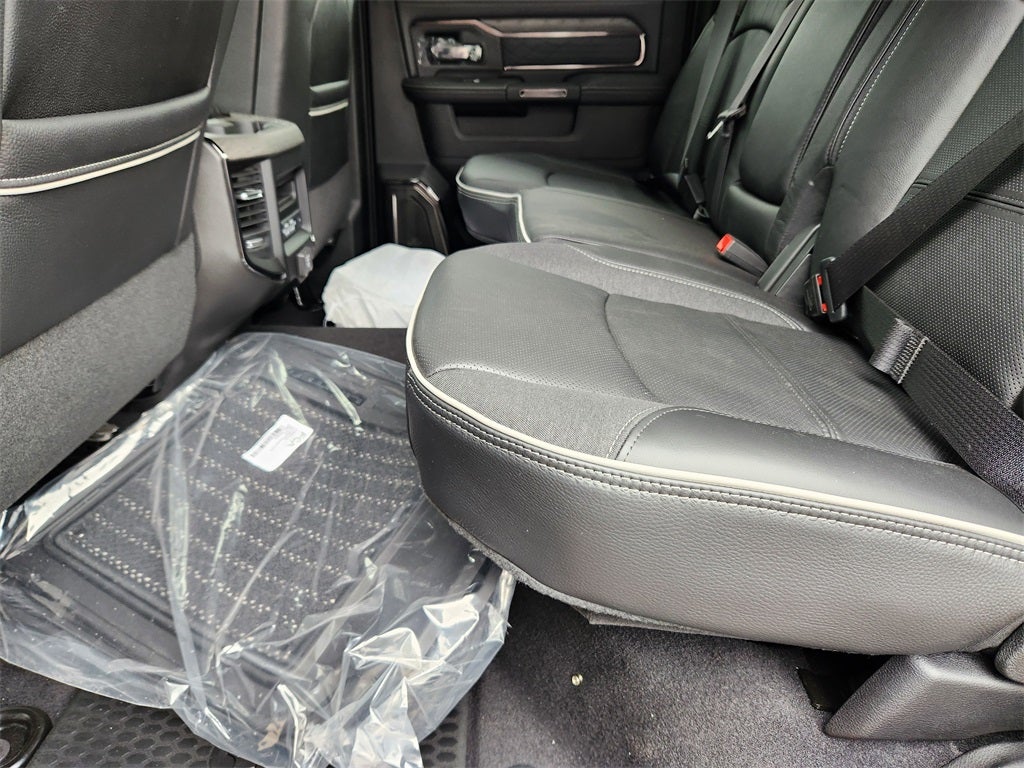 2026 RAM 2500 RAM 2500 LIMITED CREW CAB 4X4 6'4' BOX