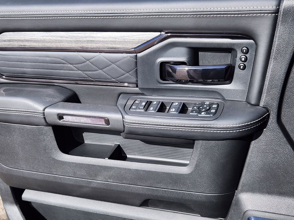 2026 RAM 2500 RAM 2500 LIMITED CREW CAB 4X4 6'4' BOX