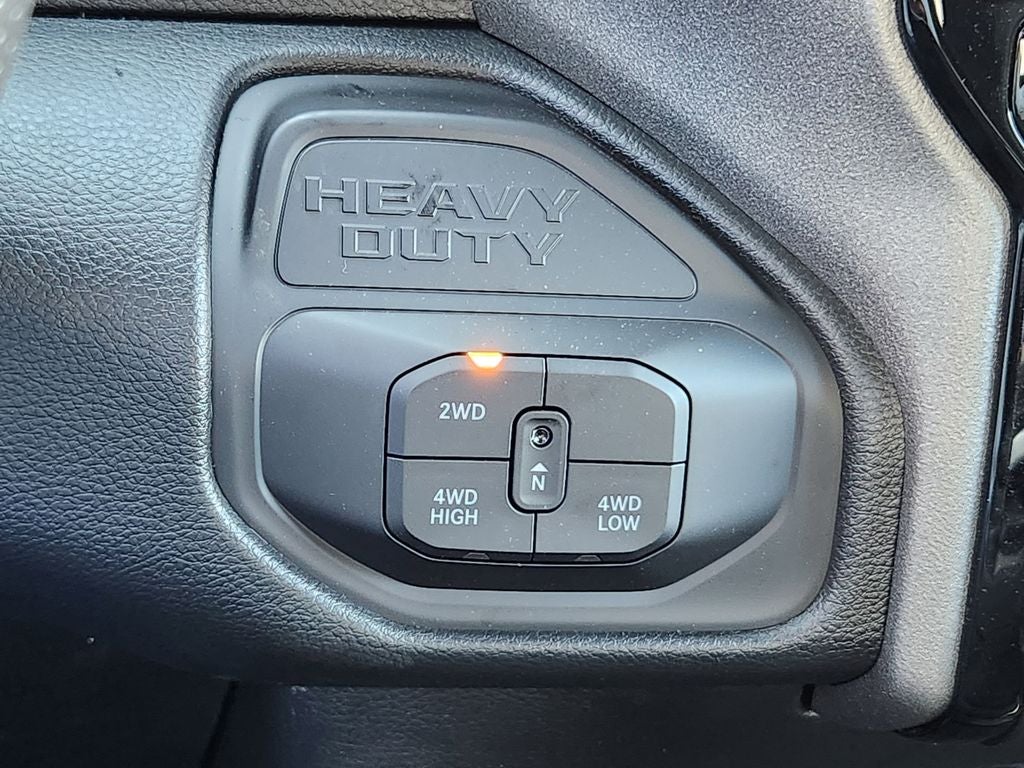 2026 RAM 3500 RAM 3500 TRADESMAN CREW CAB 4X4 8' BOX