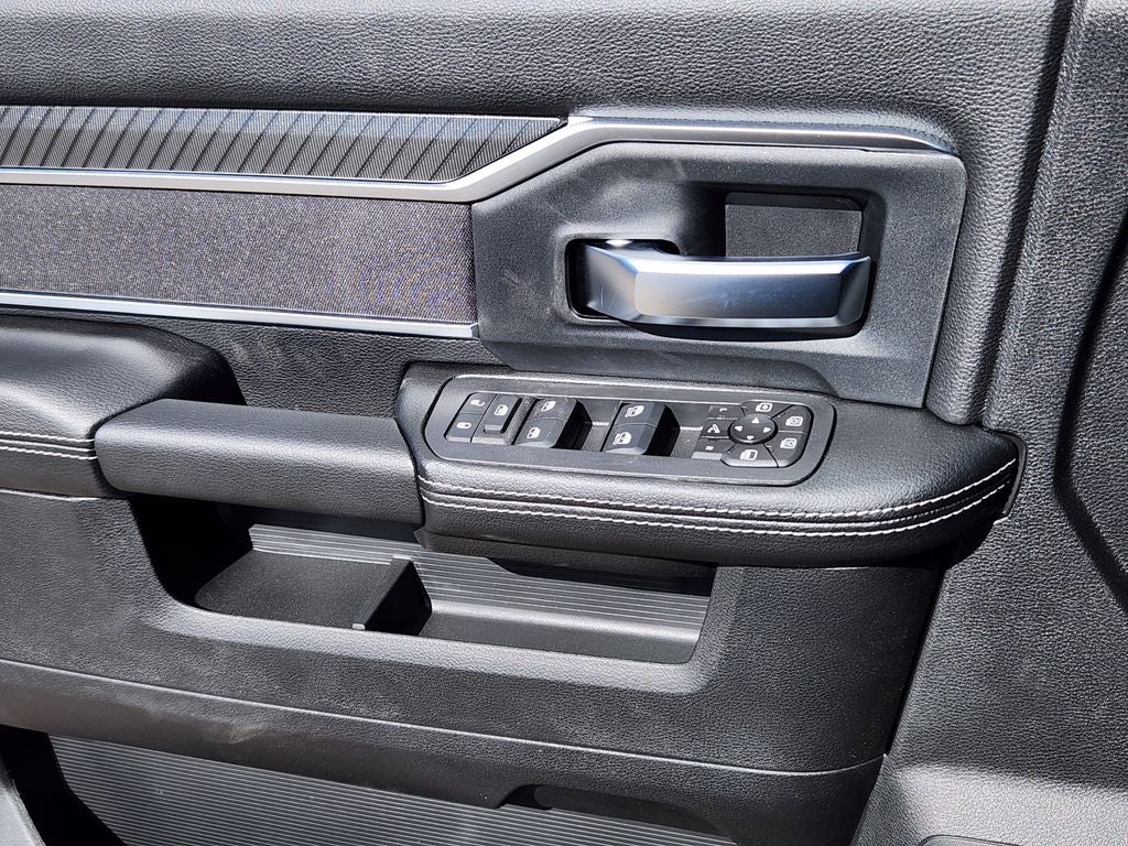 2026 RAM 3500 RAM 3500 BIG HORN CREW CAB 4X4 8' BOX