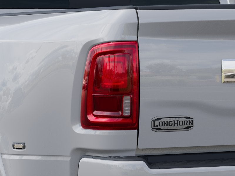 2026 RAM 3500 RAM 3500 LIMITED LONGHORN MEGA CAB 4X4 6'4' BOX