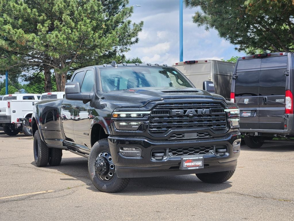 2026 RAM 3500 RAM 3500 LIMITED CREW CAB 4X4 8' BOX