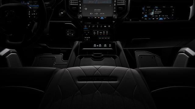 2026 RAM 3500 RAM 3500 LIMITED CREW CAB 4X4 8' BOX