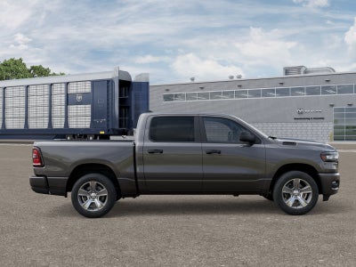 2026 RAM 1500 RAM 1500 EXPRESS CREW CAB 4X4 5'7' BOX