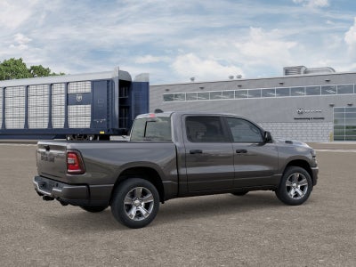 2026 RAM 1500 RAM 1500 EXPRESS CREW CAB 4X4 5'7' BOX