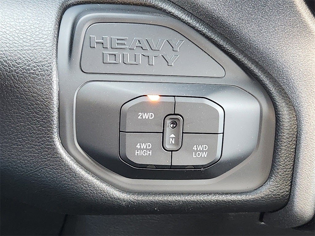 2026 RAM 2500 RAM 2500 TRADESMAN CREW CAB 4X4 6'4' BOX