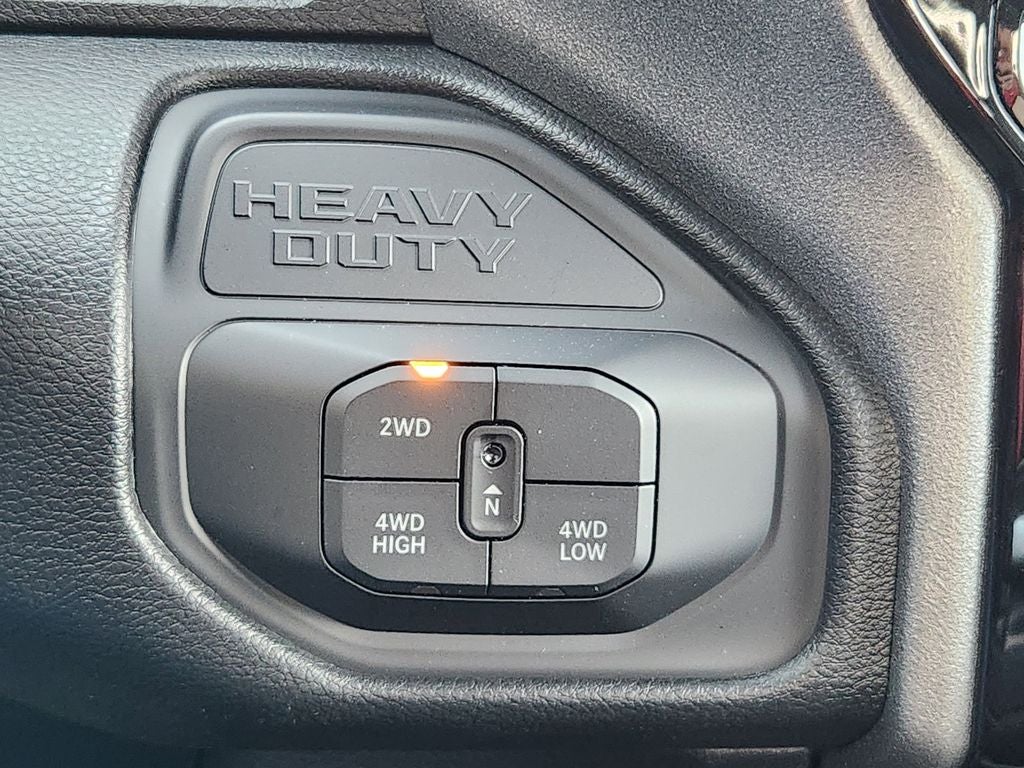 2026 RAM 2500 RAM 2500 TRADESMAN CREW CAB 4X4 6'4' BOX