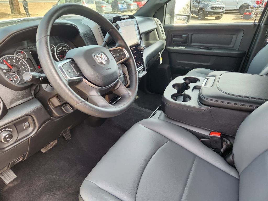 2026 RAM 2500 RAM 2500 TRADESMAN CREW CAB 4X4 6'4' BOX