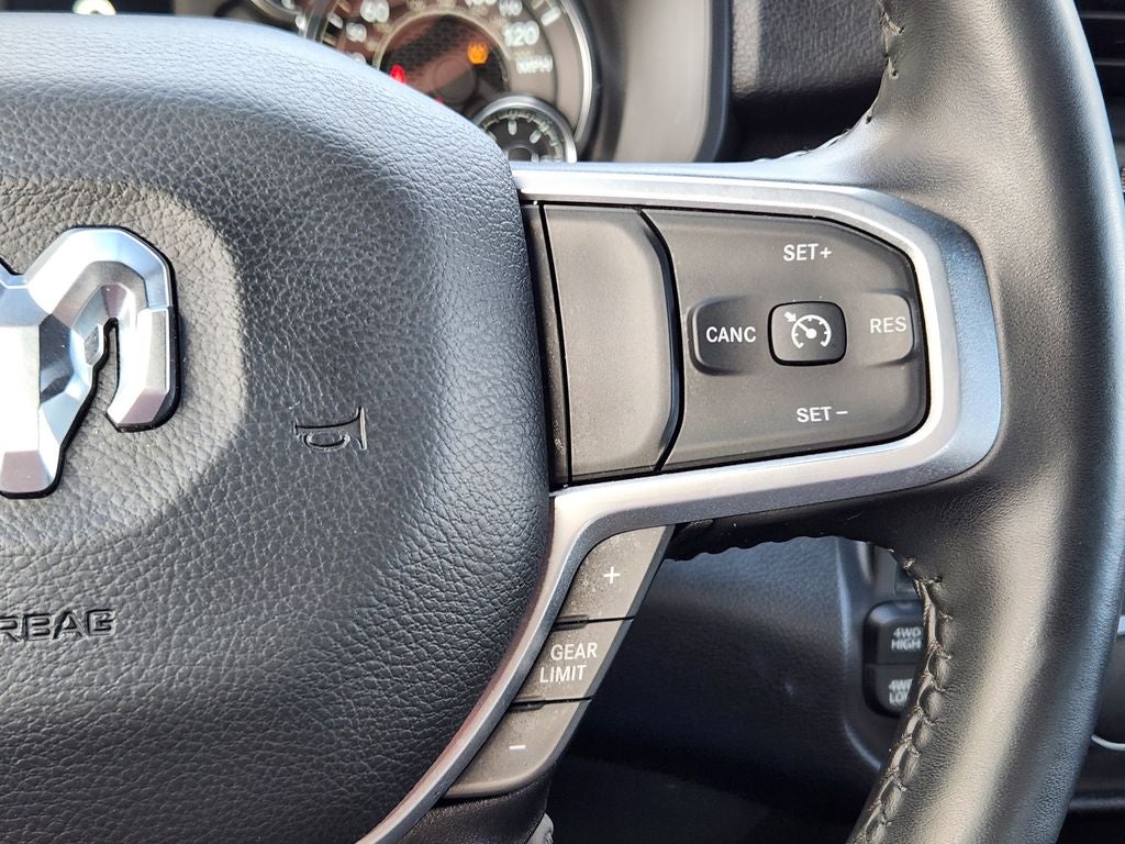 2024 RAM 2500 Big Horn Crew Cab 4x4 6'4' Box