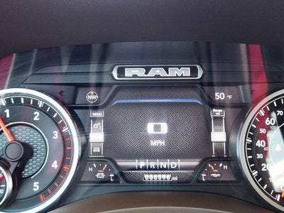 2022 RAM 2500 Laramie Crew Cab 4x4 6'4' Box