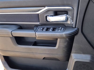 2026 RAM 2500 RAM 2500 TRADESMAN CREW CAB 4X4 8' BOX