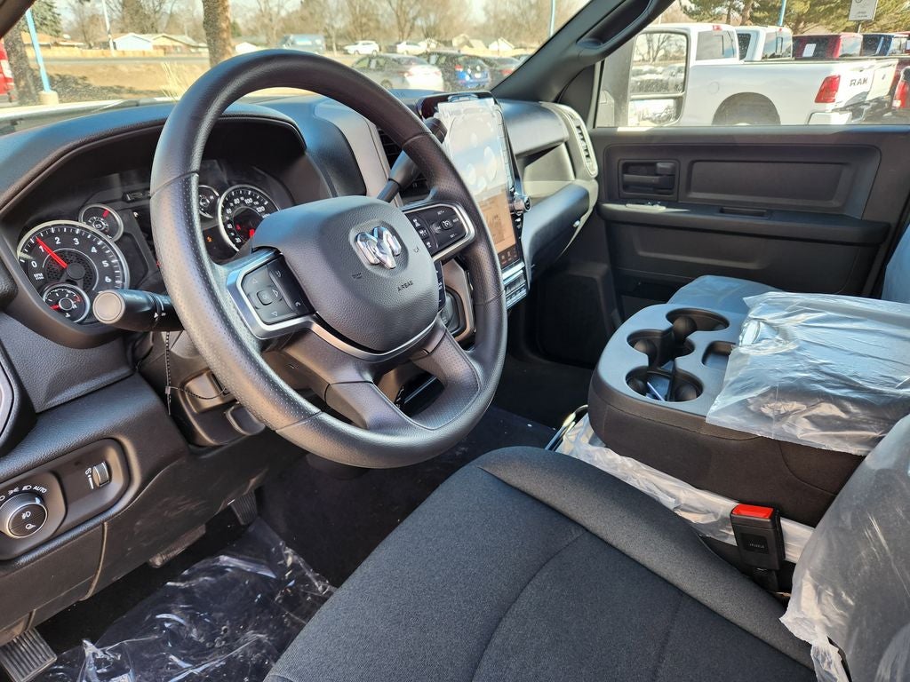 2026 RAM 2500 RAM 2500 TRADESMAN CREW CAB 4X4 8' BOX