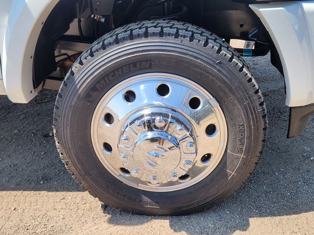 2026 RAM 5500 Chassis Cab RAM 5500 BIG HORN CHASSIS CREW CAB 4X4 60' CA
