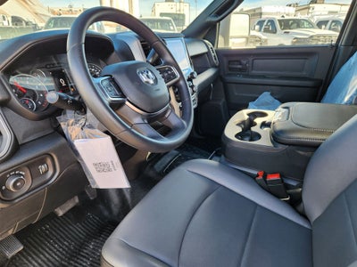 2026 RAM 5500 Chassis Cab RAM 5500 TRADESMAN CHASSIS CREW CAB 4X4 84' CA