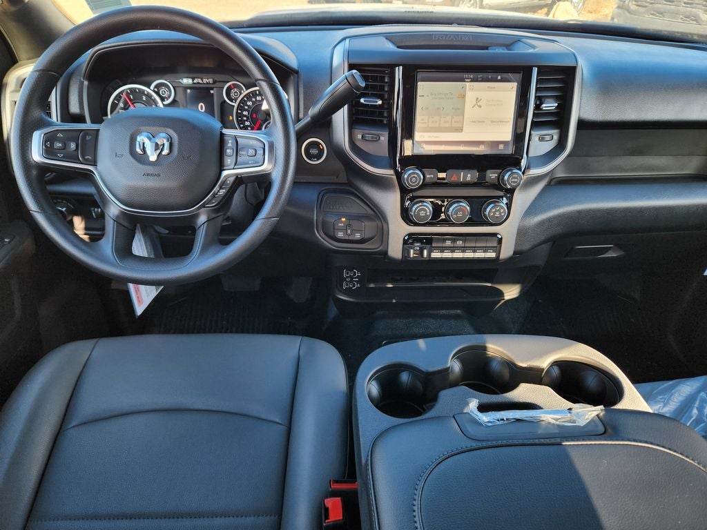 2026 RAM 5500 Chassis Cab RAM 5500 TRADESMAN CHASSIS CREW CAB 4X4 84' CA