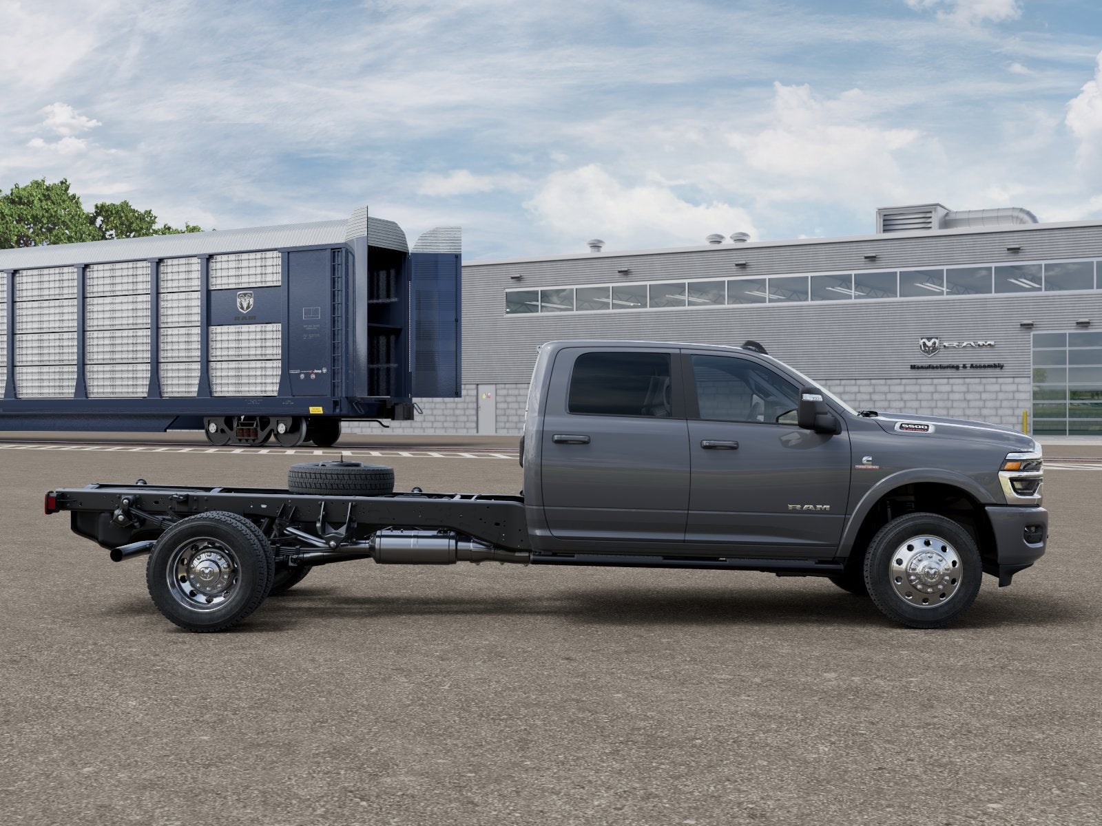 2026 RAM 5500 Chassis Cab RAM 5500 BIG HORN CHASSIS CREW CAB 4X4 84' CA