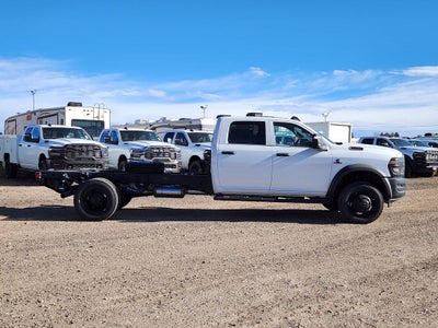 2026 RAM 5500 Chassis Cab RAM 5500 TRADESMAN CHASSIS CREW CAB 4X4 84' CA