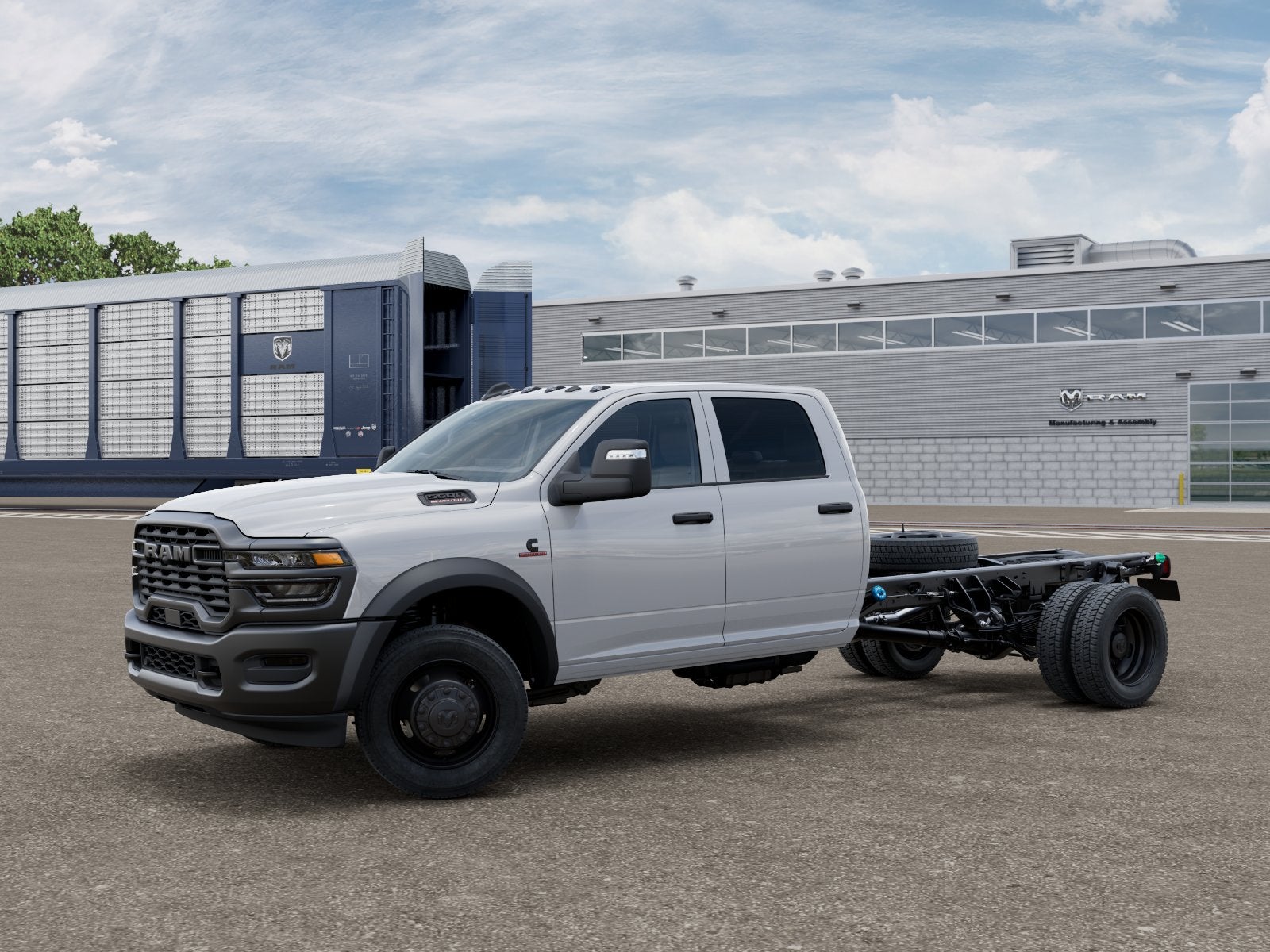 2026 RAM 5500 Chassis Cab RAM 5500 TRADESMAN CHASSIS CREW CAB 4X4 84' CA