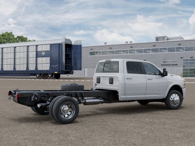2026 RAM 5500 Chassis Cab RAM 5500 BIG HORN CHASSIS CREW CAB 4X4 84' CA
