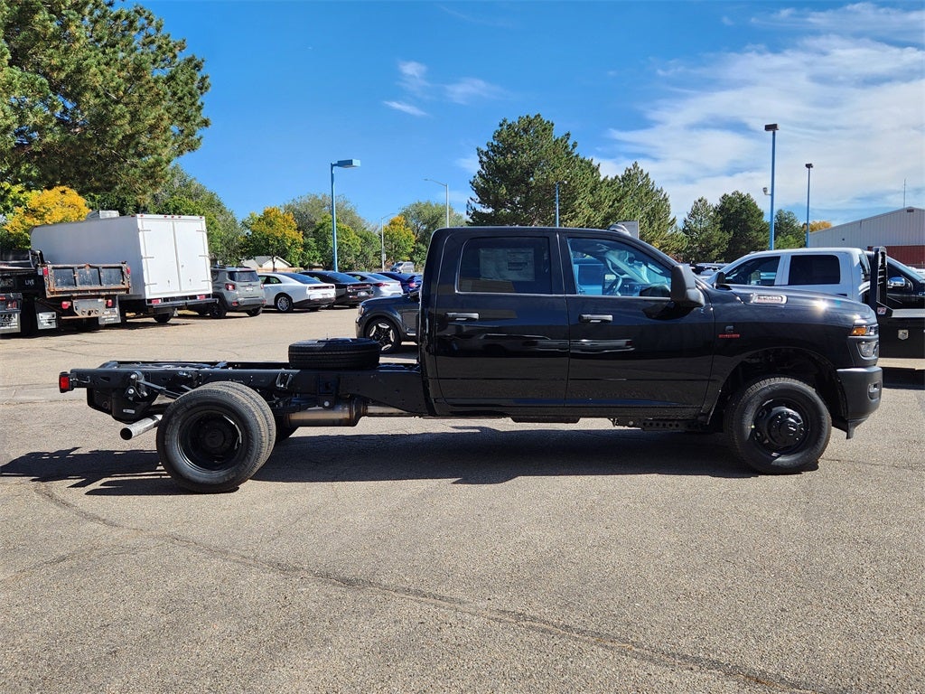 2026 RAM 3500 Chassis Cab RAM 3500 TRADESMAN CREW CAB CHASSIS 4X4 60' CA