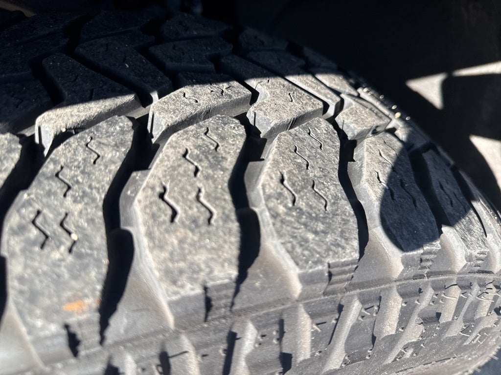 2023 GMC Sierra 1500 4WD Crew Cab Standard Box Elevation