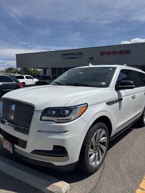 2022 Lincoln Navigator Standard