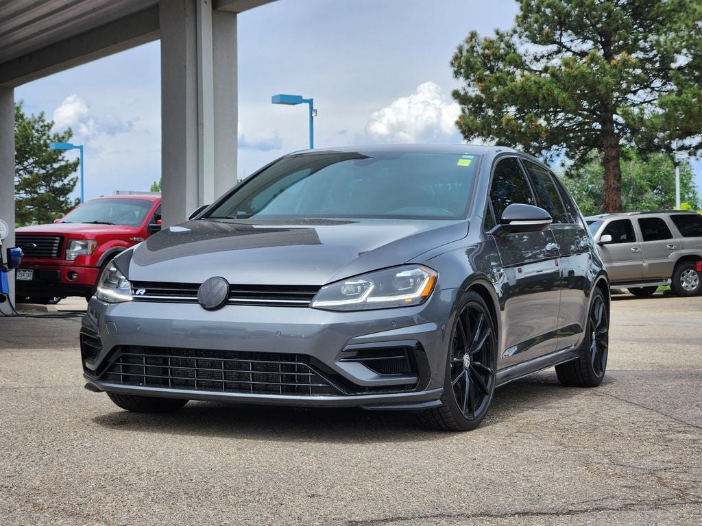 2019 Volkswagen Golf R 2.0T w/DCC & Navigation