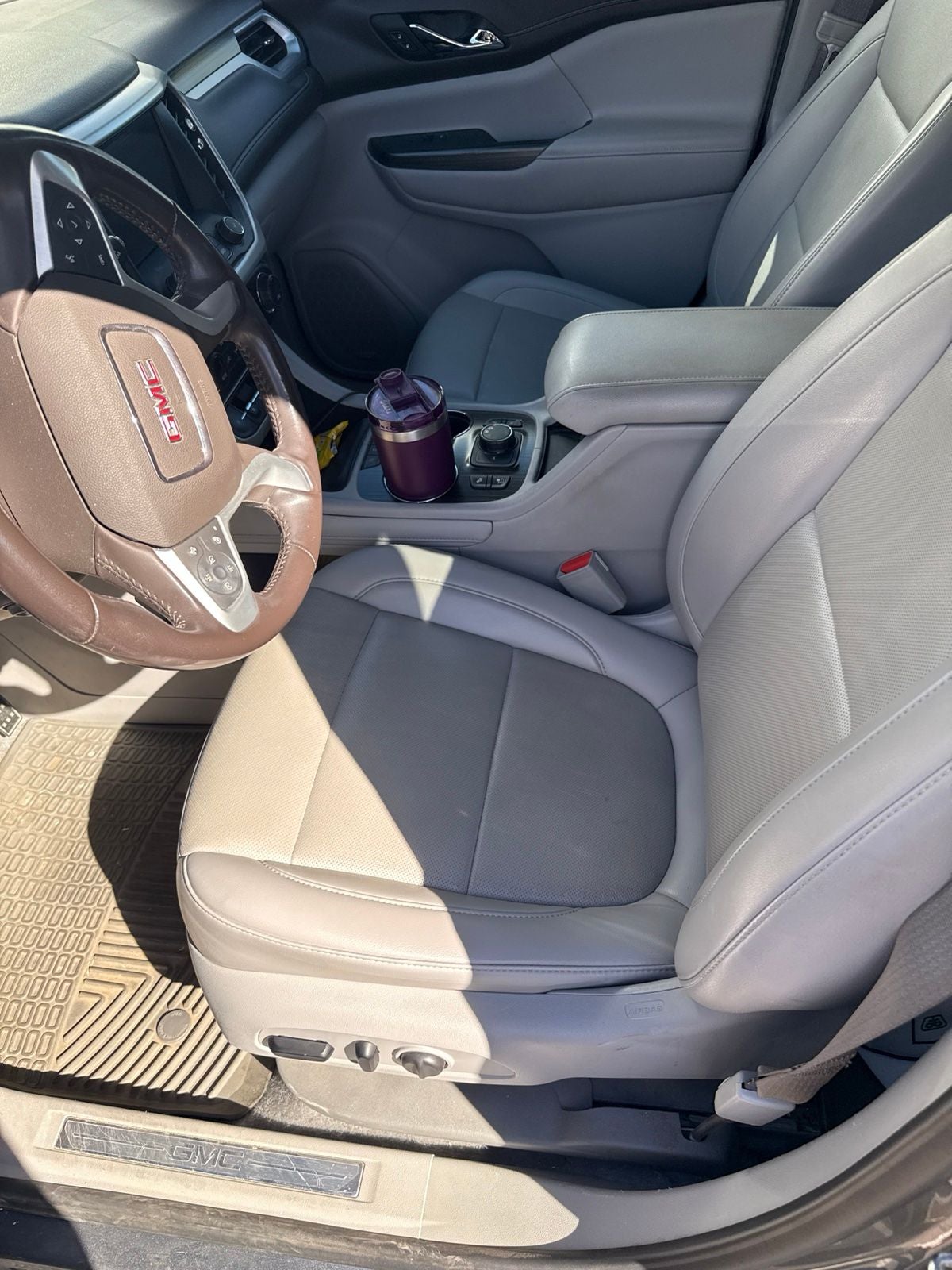 2021 GMC Acadia SLT