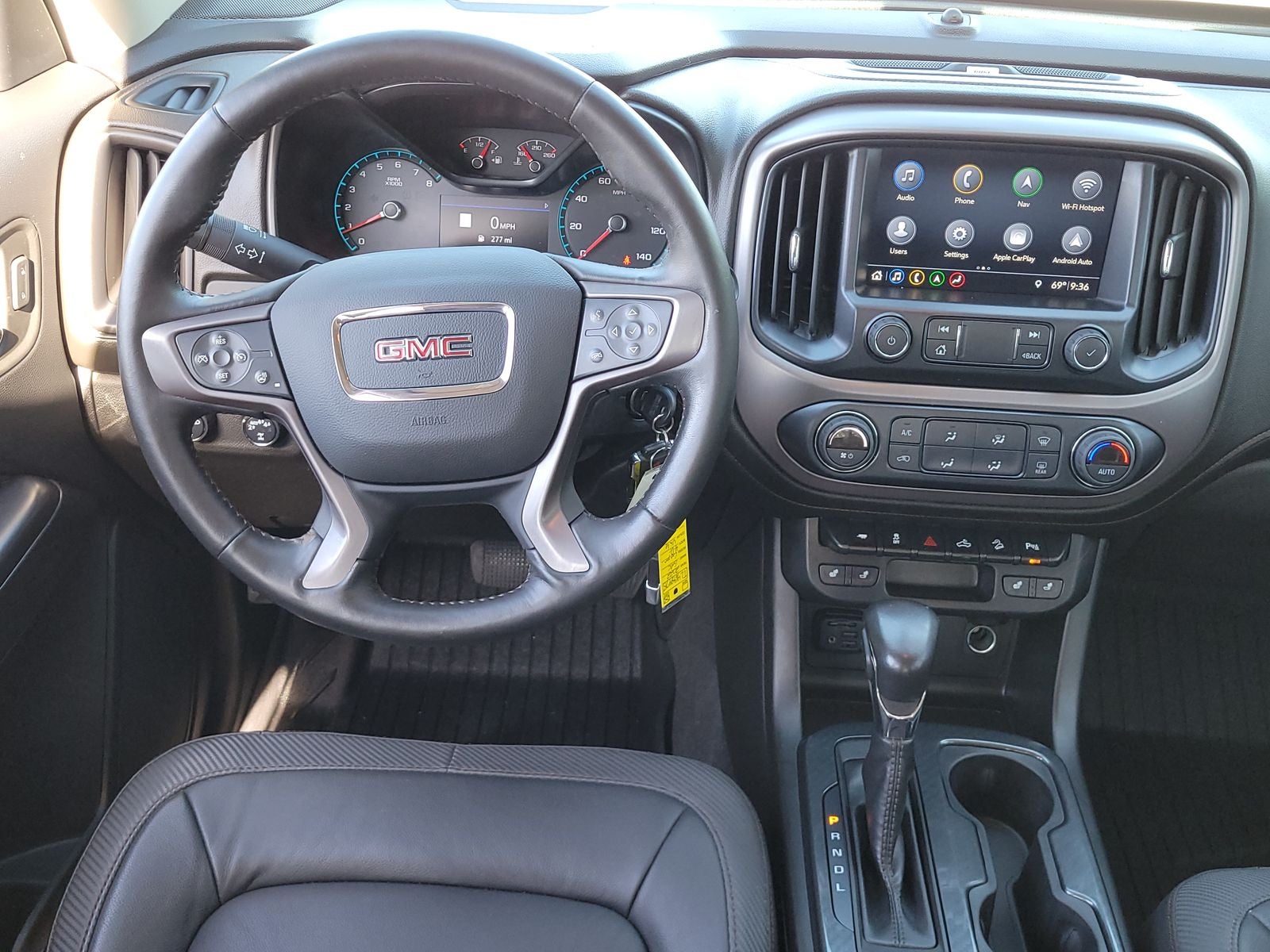 2022 GMC Canyon AT4 w/Leather