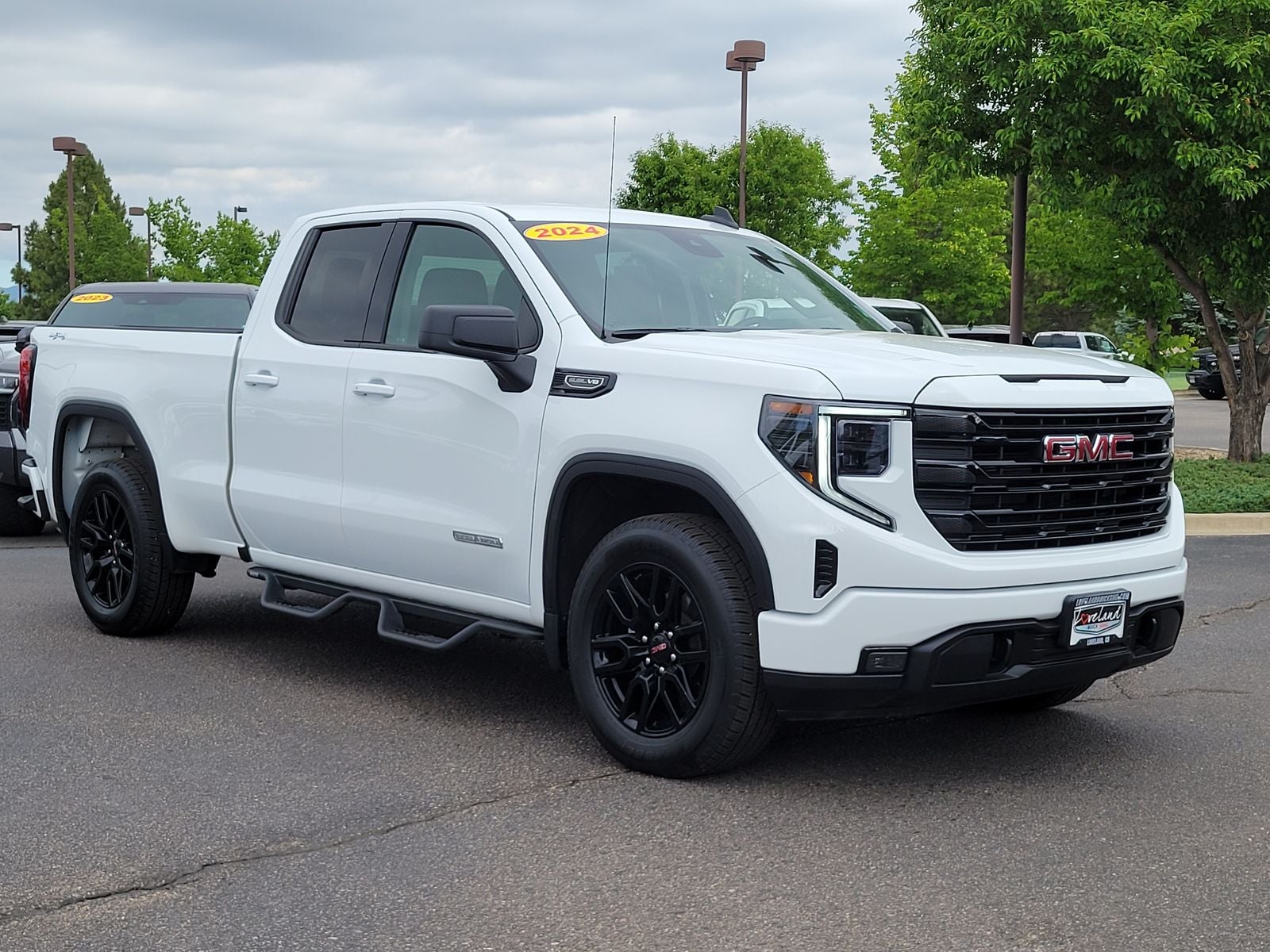 2024 GMC Sierra 1500 Elevation