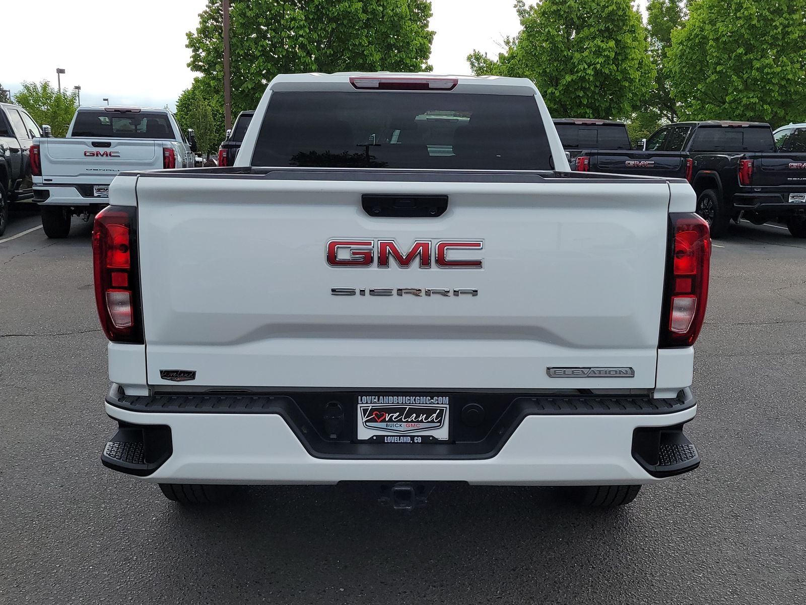 2024 GMC Sierra 1500 Elevation