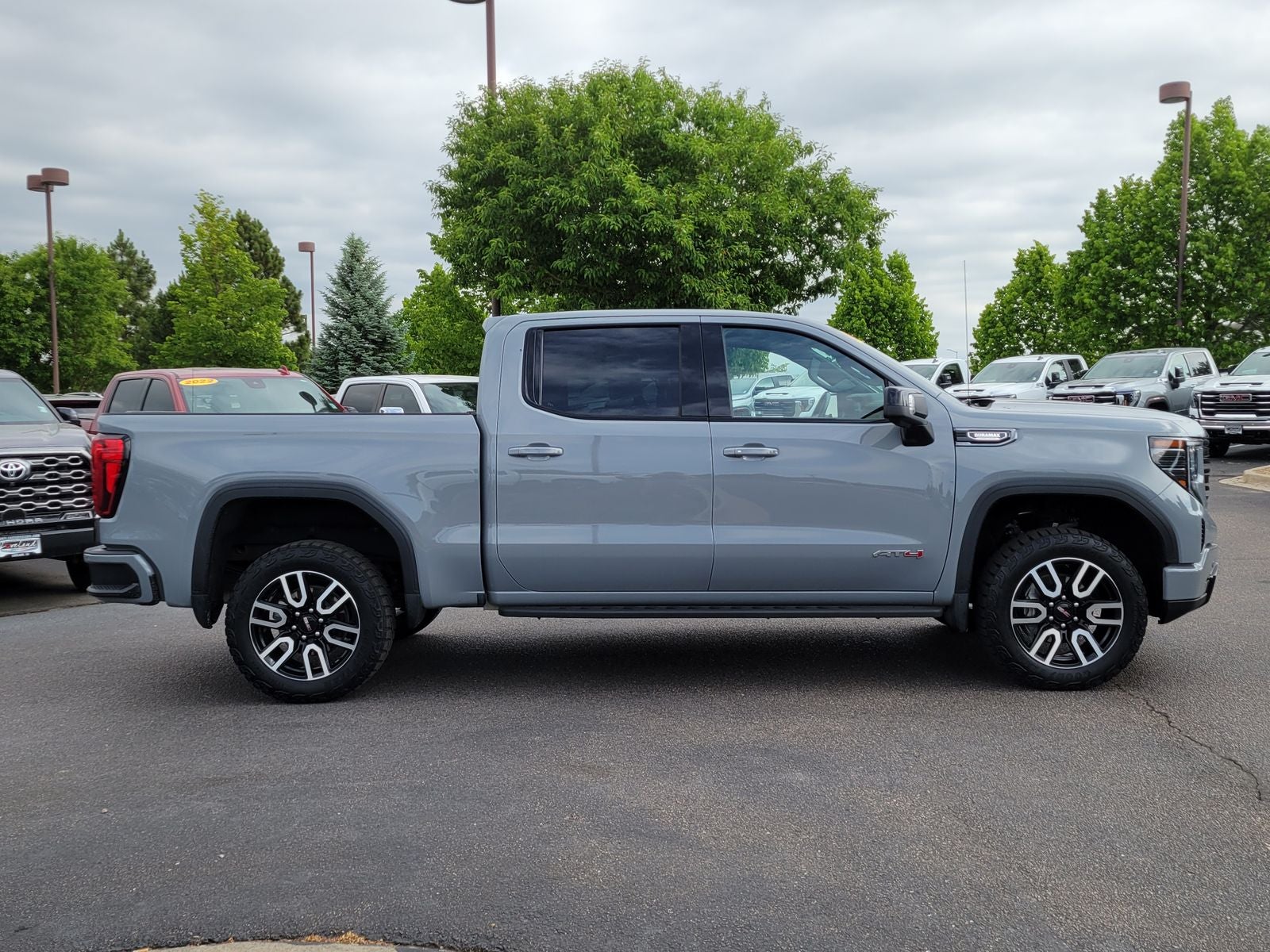 2024 GMC Sierra 1500 AT4